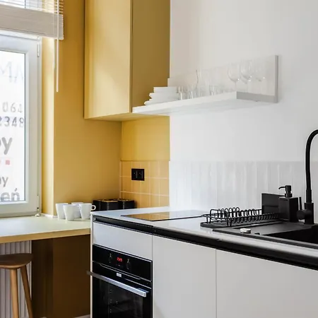 Nowoczesne I Stylowe Studia Very Berry W Poznaniu By Noclegi Renters Exterior photo